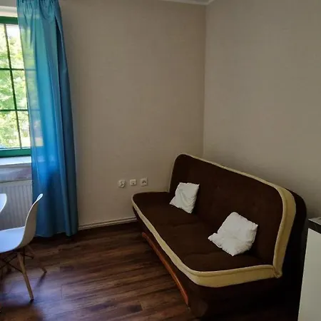 Zakatek W Wiewiecku Farmház *