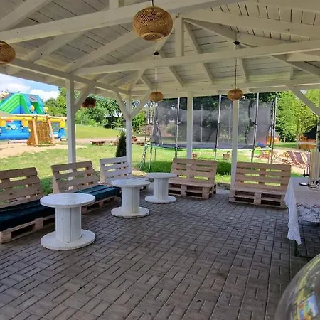 Zakatek W Wiewiecku Farmház